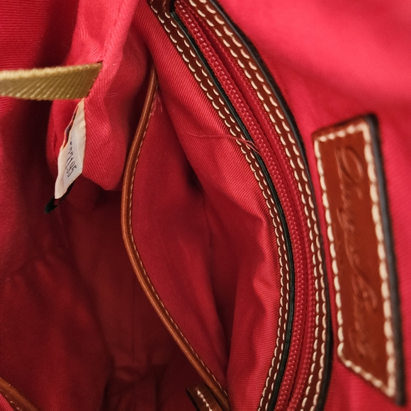 Dooney & Bourke Cranberry Crossbody/Shoulder Coated Cotton w/Leather Excellent - Picture 15 of 16